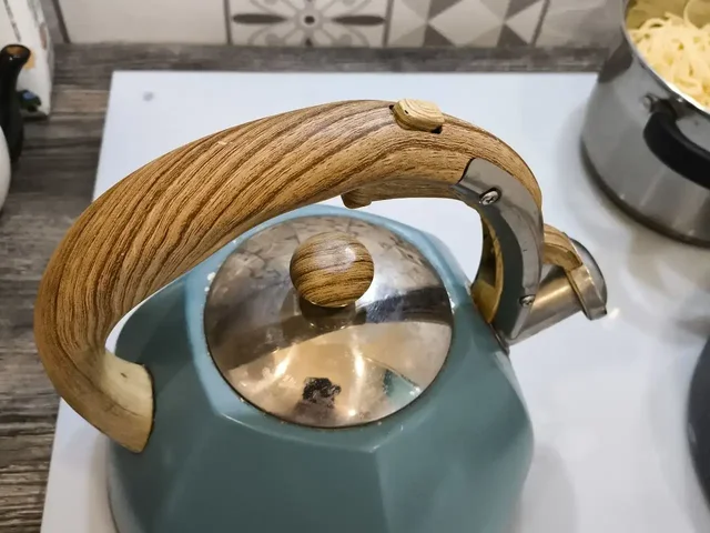 Чайник со свистком - Садовый инвентарь в Уфа