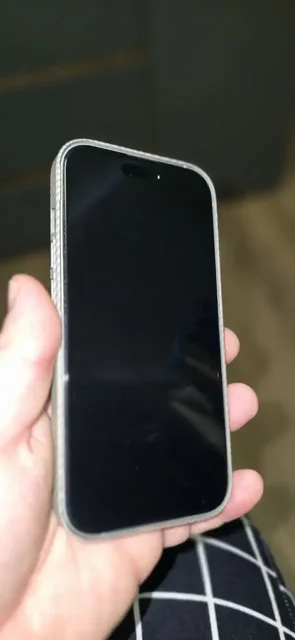 Смартфон iPhone 15 128GB в идеальном состоянии - Игры в Уфа