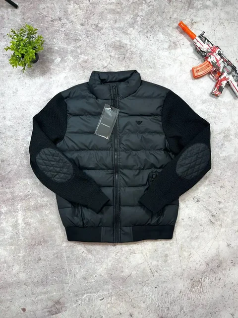 Куртка Armani новая - Джинсы в Уфа