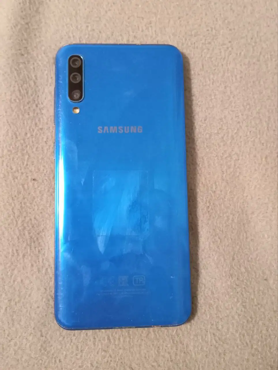 Смартфон Samsung Galaxy A50 в хорошем состоянии - Смартфоны (Электроника) в Уфа