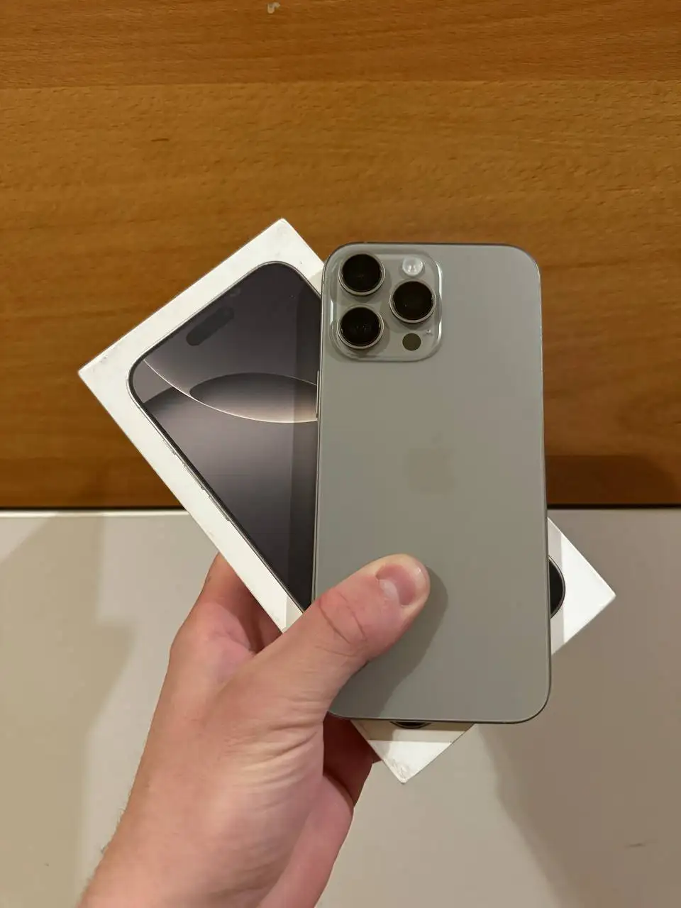 iPhone 16 Pro Max 256 ГБ в идеальном состоянии - Смартфоны (Электроника) в Уфа