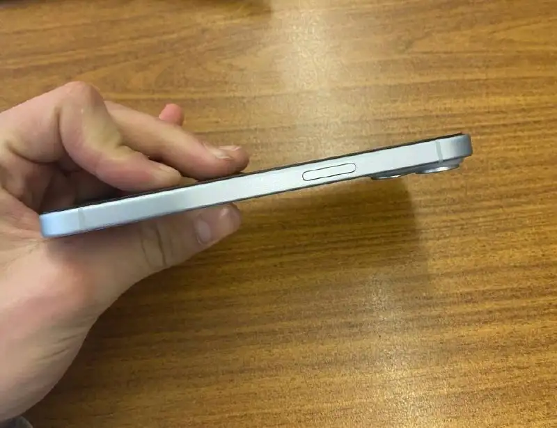 Продам iPhone 15 128 ГБ 2025 года - Смартфоны и телефоны (Электроника) в Уфа