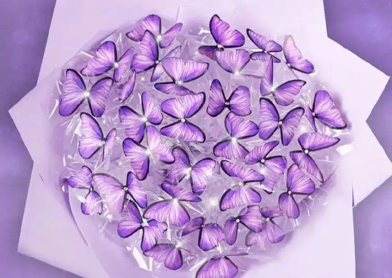 Светящийся букет из бабочек ручной работы