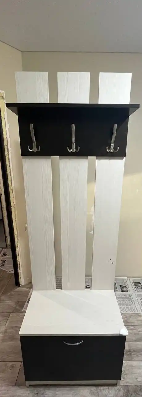 Продажа прихожей в хорошем состоянии