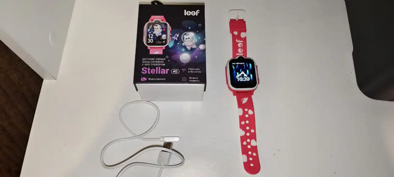 Детские смарт часы в рабочем состоянии