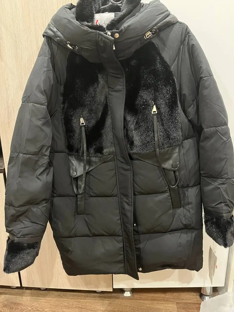 Продам куртку размер 48