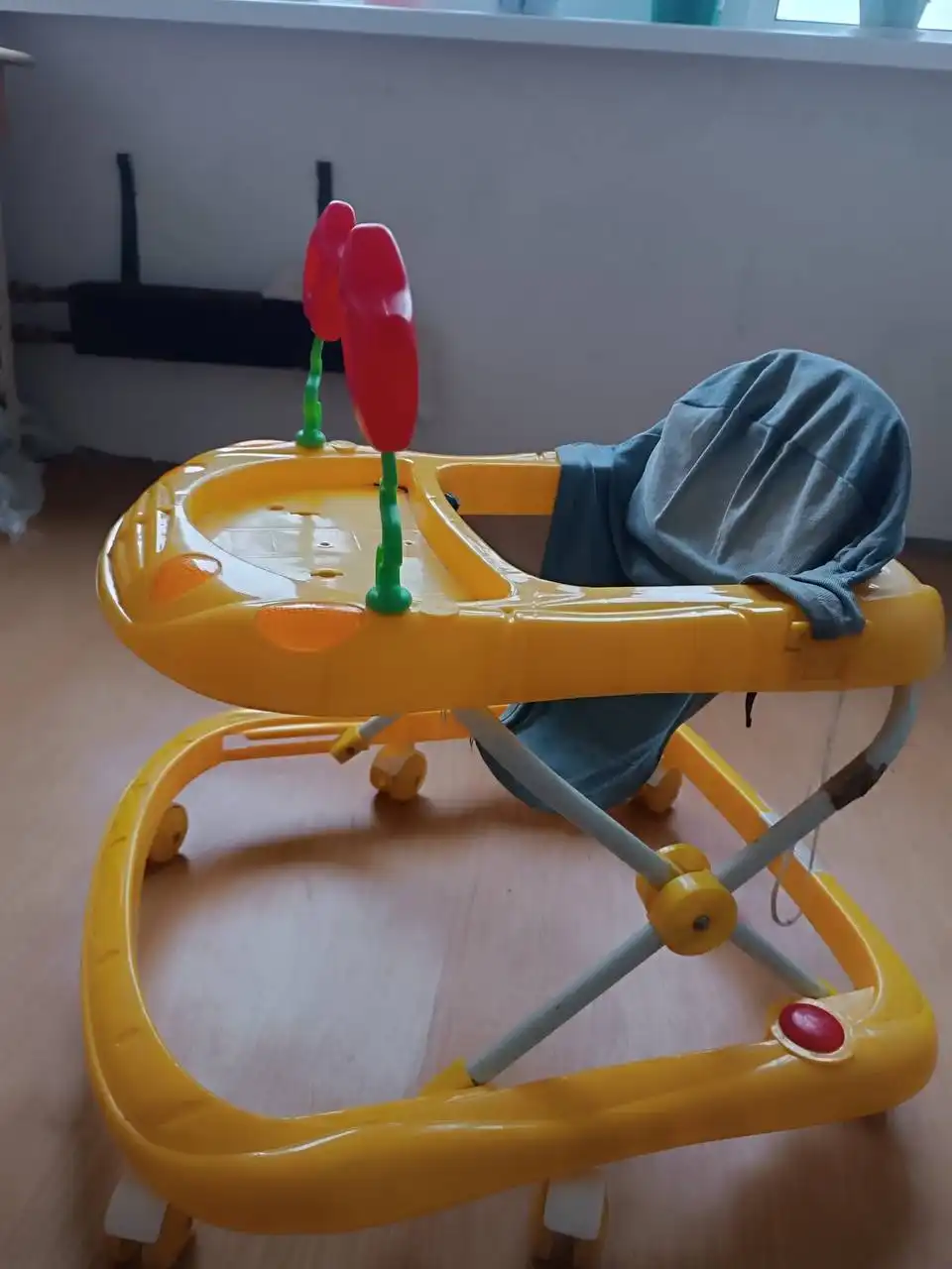 Отдам за шоколадку Аленку