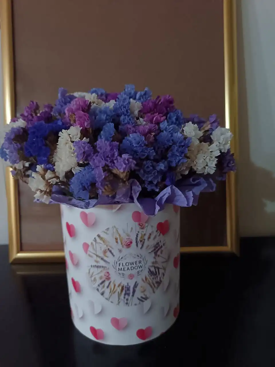 Статица в шляпной коробке для подарка - Барахолка в Чебоксары