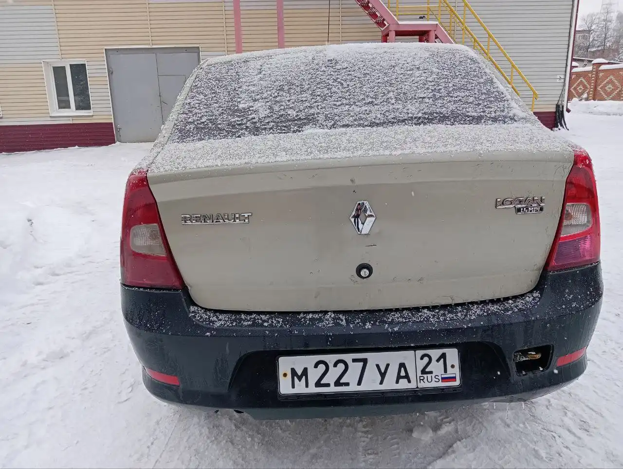 Renault Logan 2011 года в отличном состоянии - Легковые автомобили (Авто) в Чебоксары