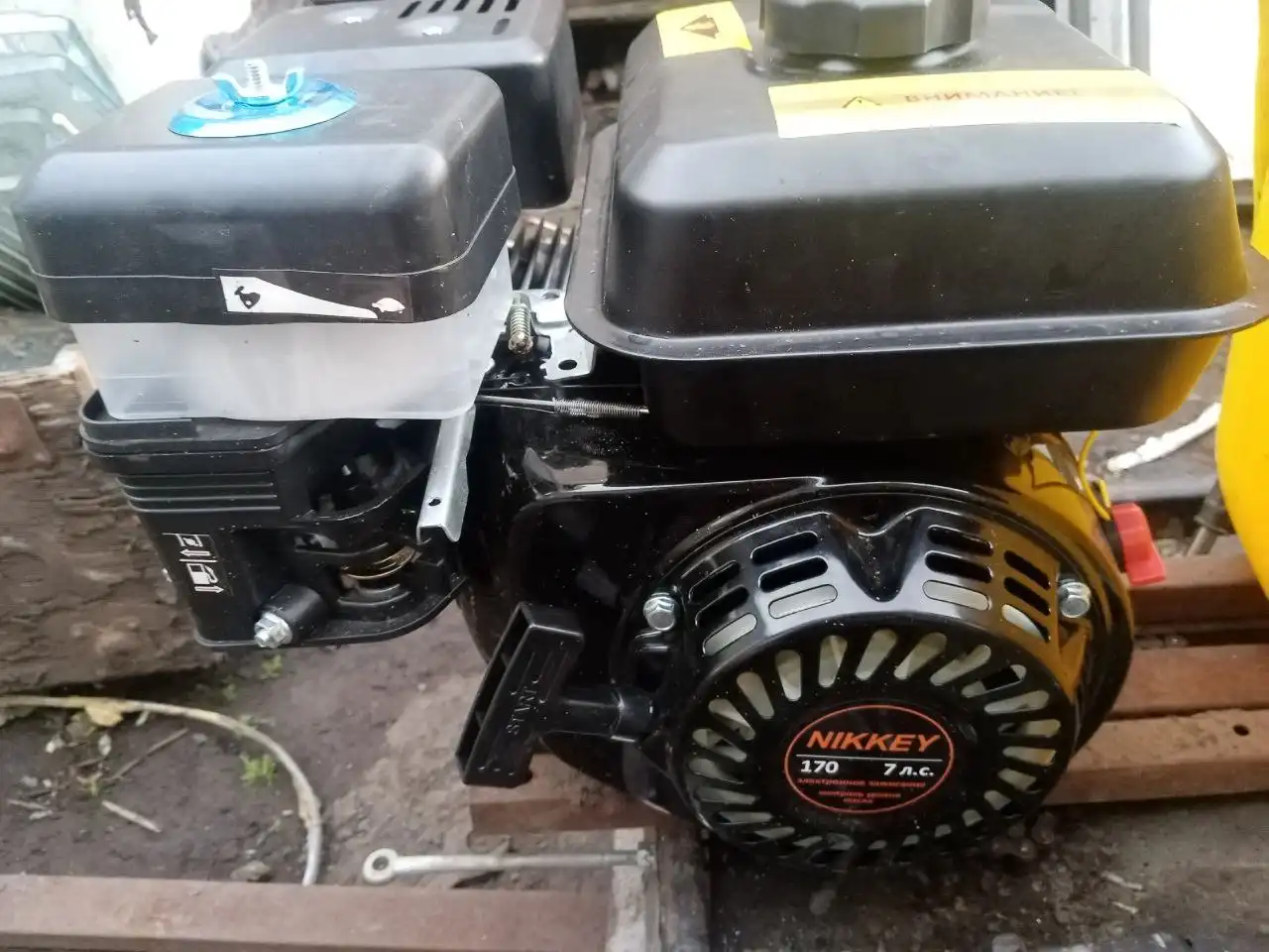 Продажа мотора - Автомобильные запчасти (Запчасти) в Чебоксары