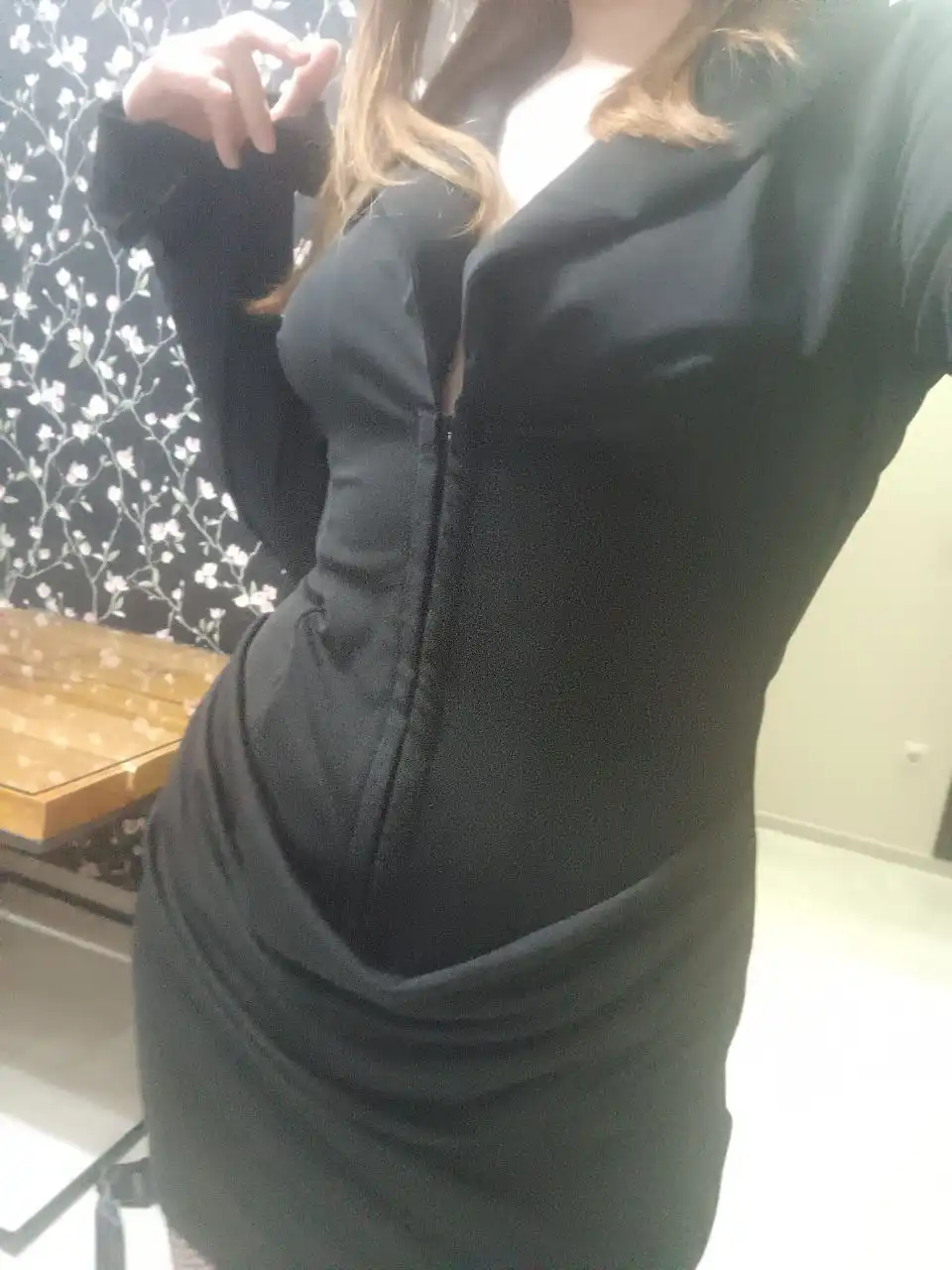 Вечернее платье размер М (44) - Платья (Одежда) в Чебоксары