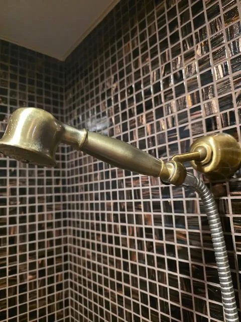 Продажа смесителей, раковины и подстолья - Бытовая техника в Чебоксары