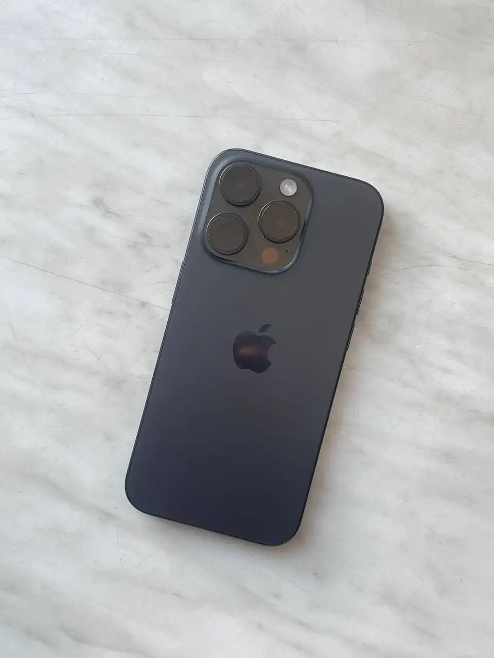 iPhone 15 Pro 128 ГБ черный - Смартфоны (Электроника) в Чебоксары