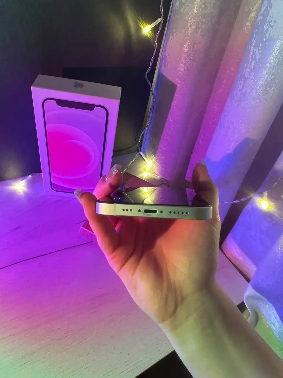 iPhone 12 256 ГБ в отличном состоянии