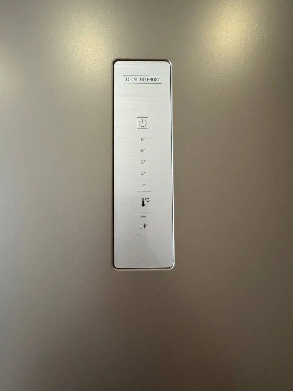 Холодильник Hotpoint HT 6200 BZ