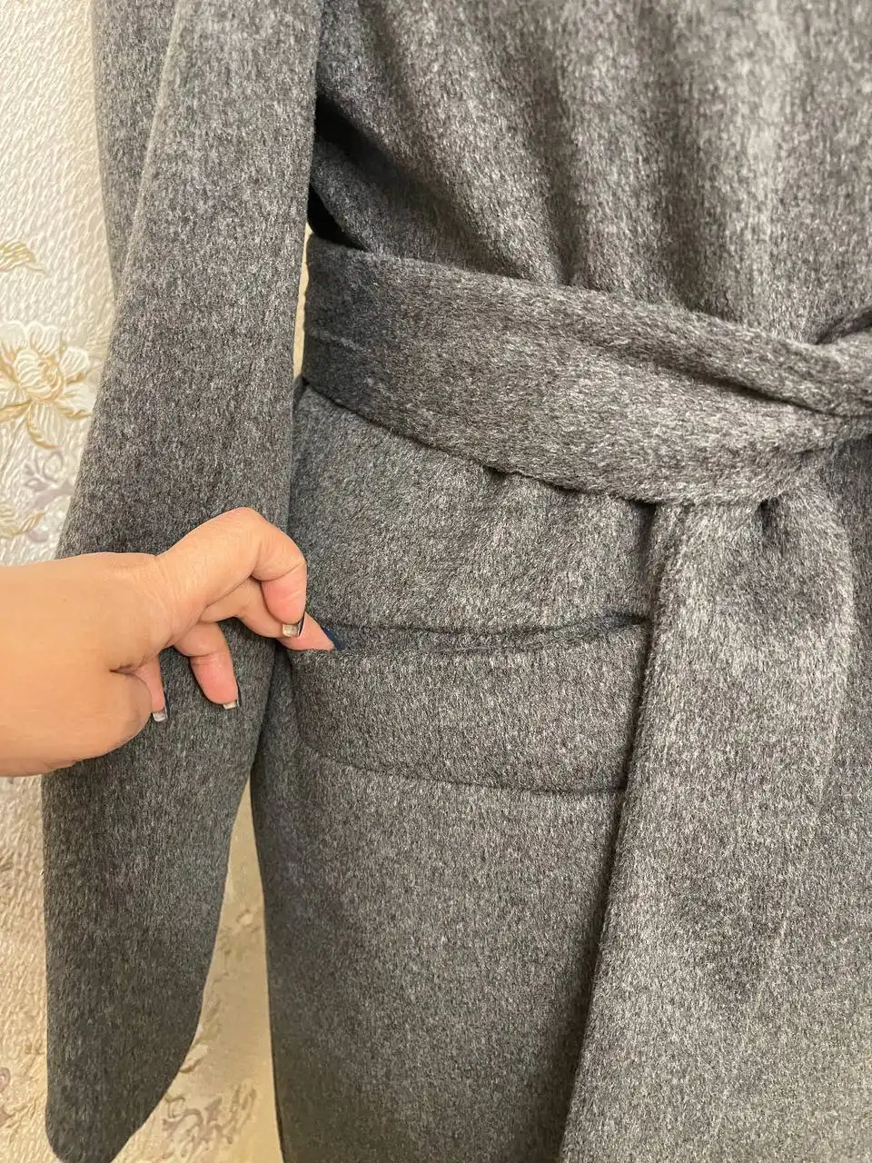 Женское пальто больших и средних размеров