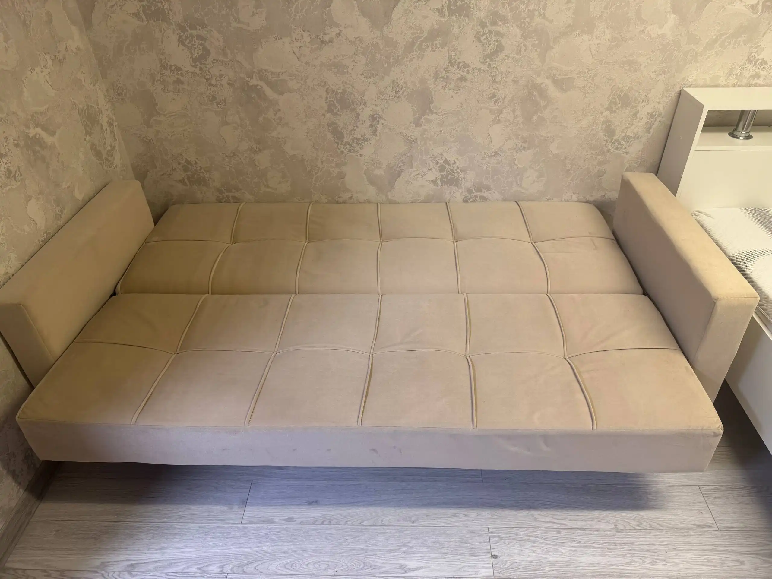 Диван-книжка в отличном состоянии