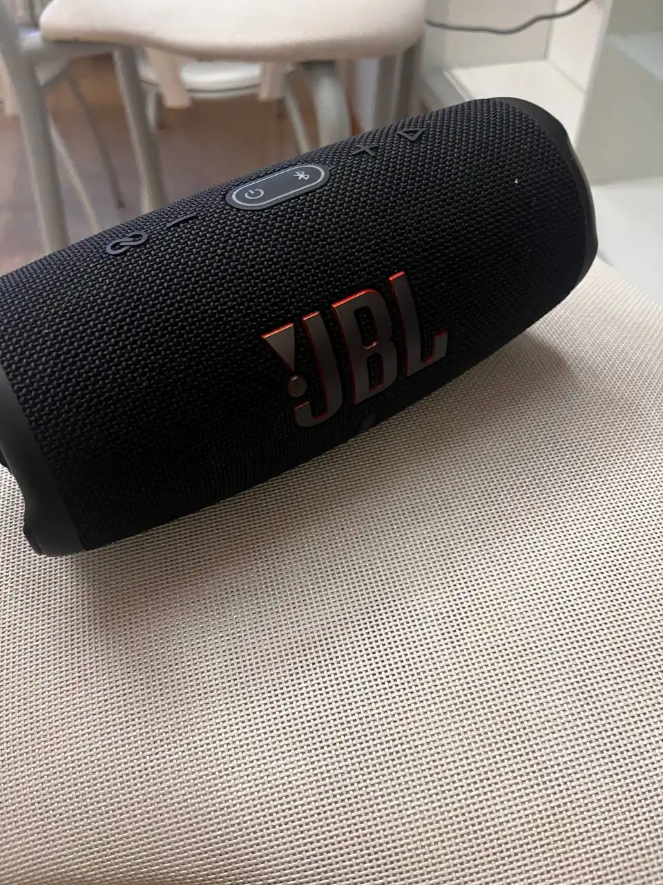 Продажа б/у колонок JBL - Аудиотехника (Электроника) в Балашиха