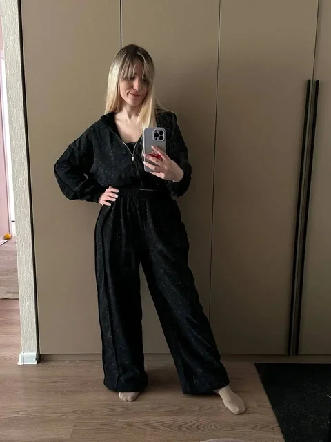 Спортивный костюм новый с биркой 42-44 размер оверсайз - Кроссовки в Балашиха