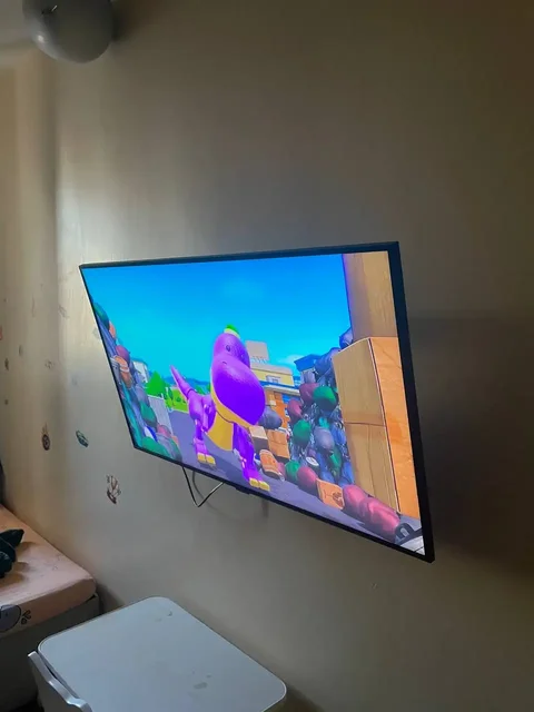 Продам телевизор Samsung с царапиной - частное объявление в Железнодорожный