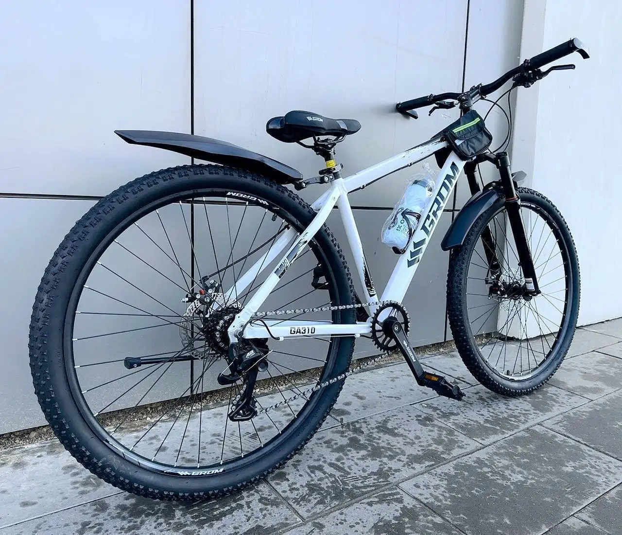 Продам новый велосипед 29 дюймов с комплектом аксессуаров - Велосипеды (Барахолка) в Балашиха