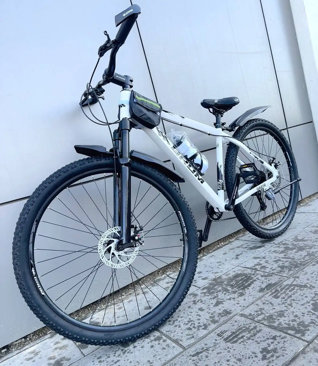 Продам новый велосипед 29 дюймов с комплектом аксессуаров - Велосипеды (Барахолка) в Балашиха