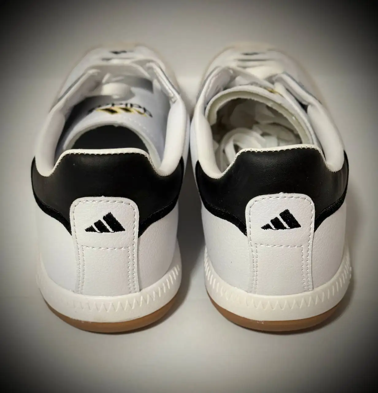 Продам кроссовки реплика отличного качества - Обувь (Одежда) в Балашиха