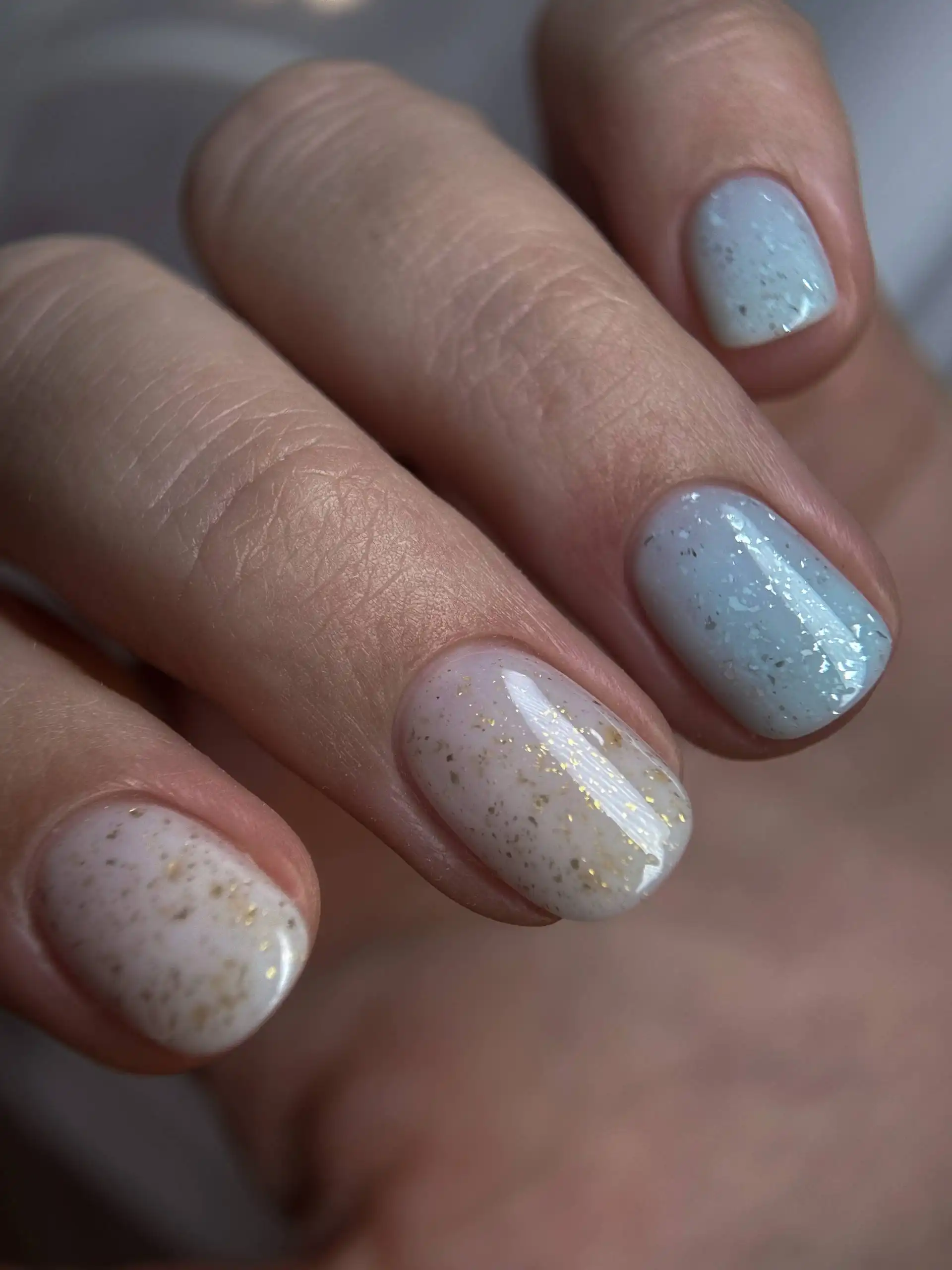 Новогодний маникюр в Анапе