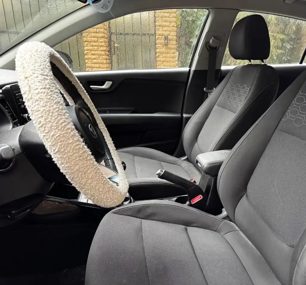 Kia Rio в идеальном состоянии