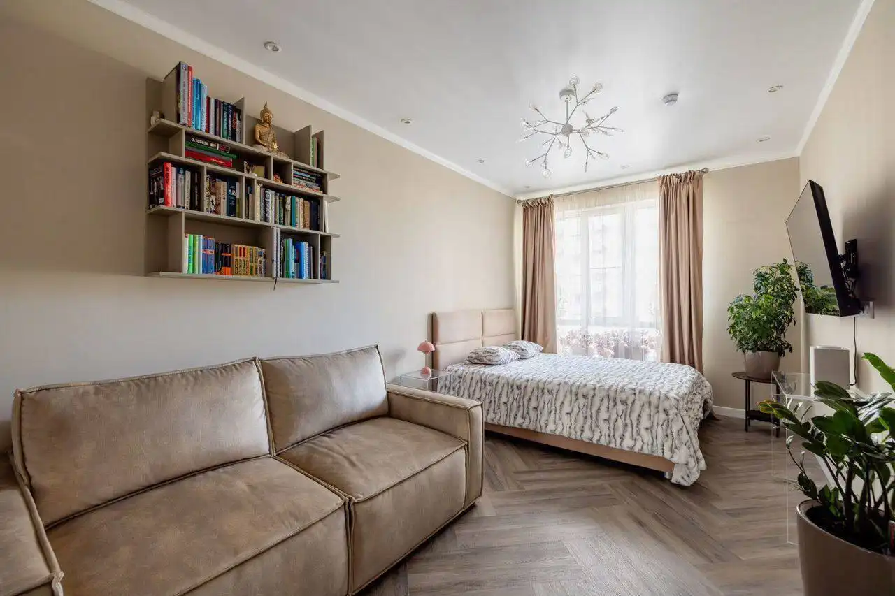 Сдам квартиру 37 кв м на площади Восстания