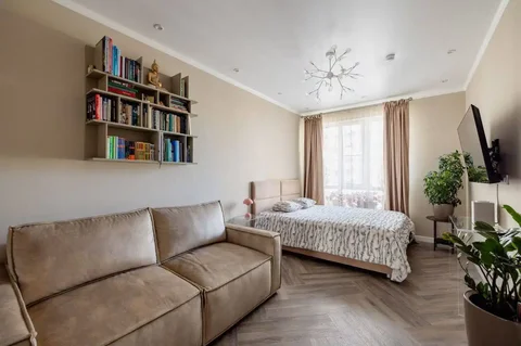 Сдам квартиру 37 кв м на площади Восстания - частное объявление в Казань