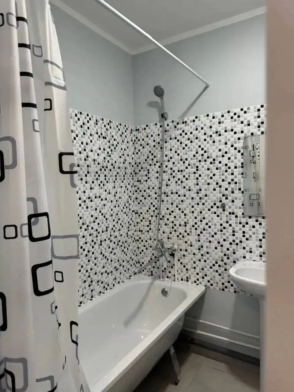 Сдам евро 3-шку 58 квм на ул. Генерала Махмуда Гареева