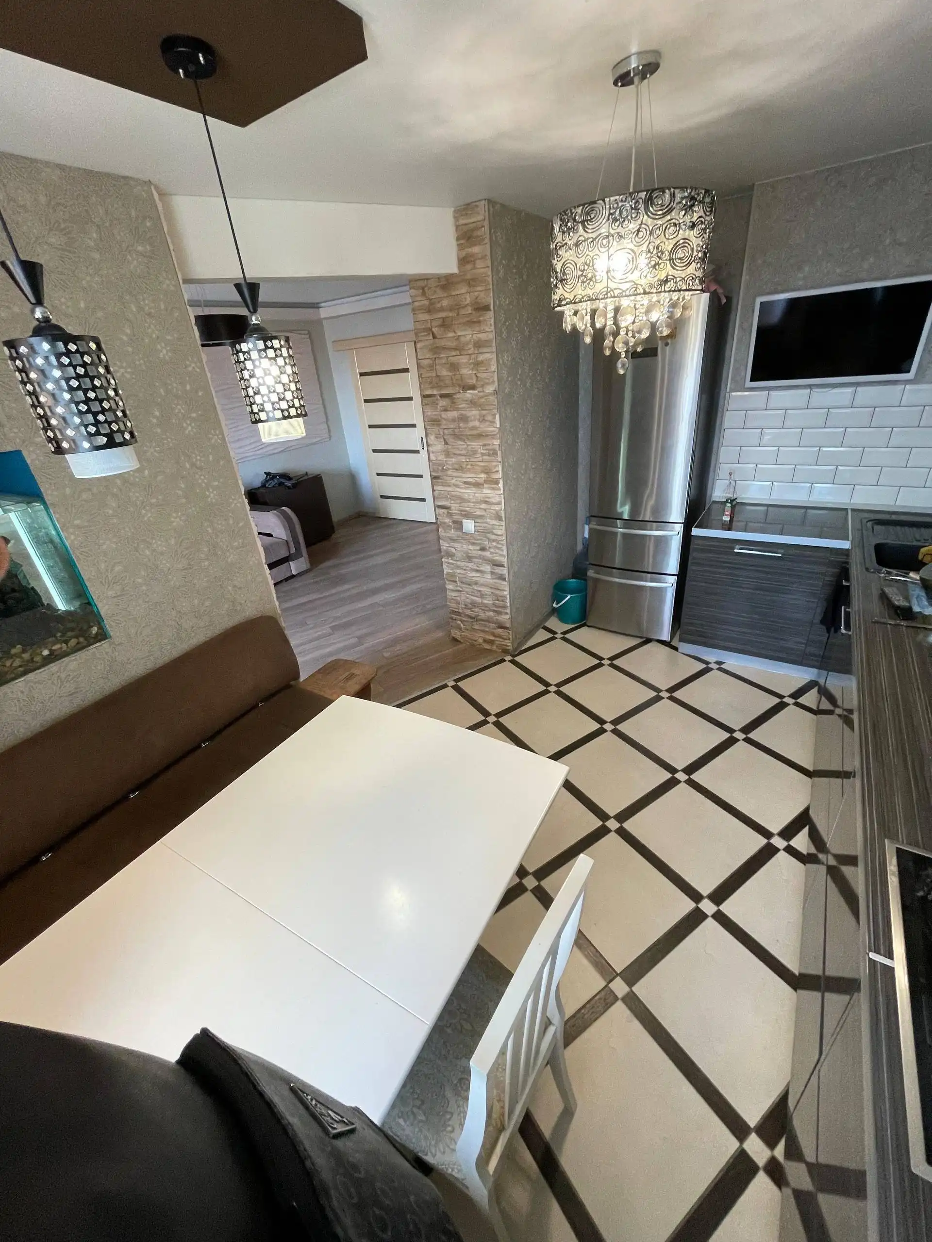 Сдам 3-х комнатную квартиру 73 кв/м в Ново-Савиновском районе