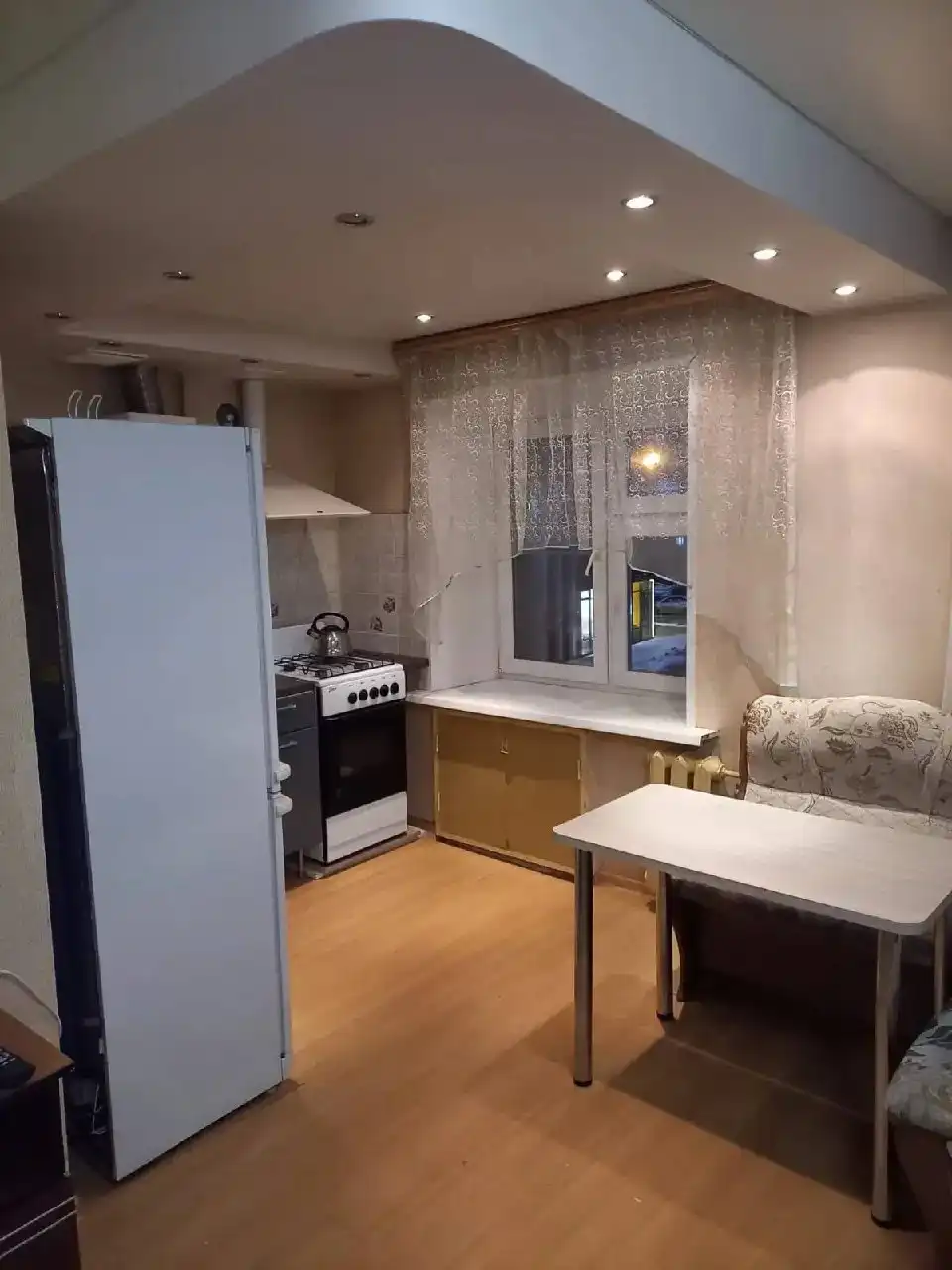 Сдам 2-комнатную квартиру на Шамиля Усманова 35