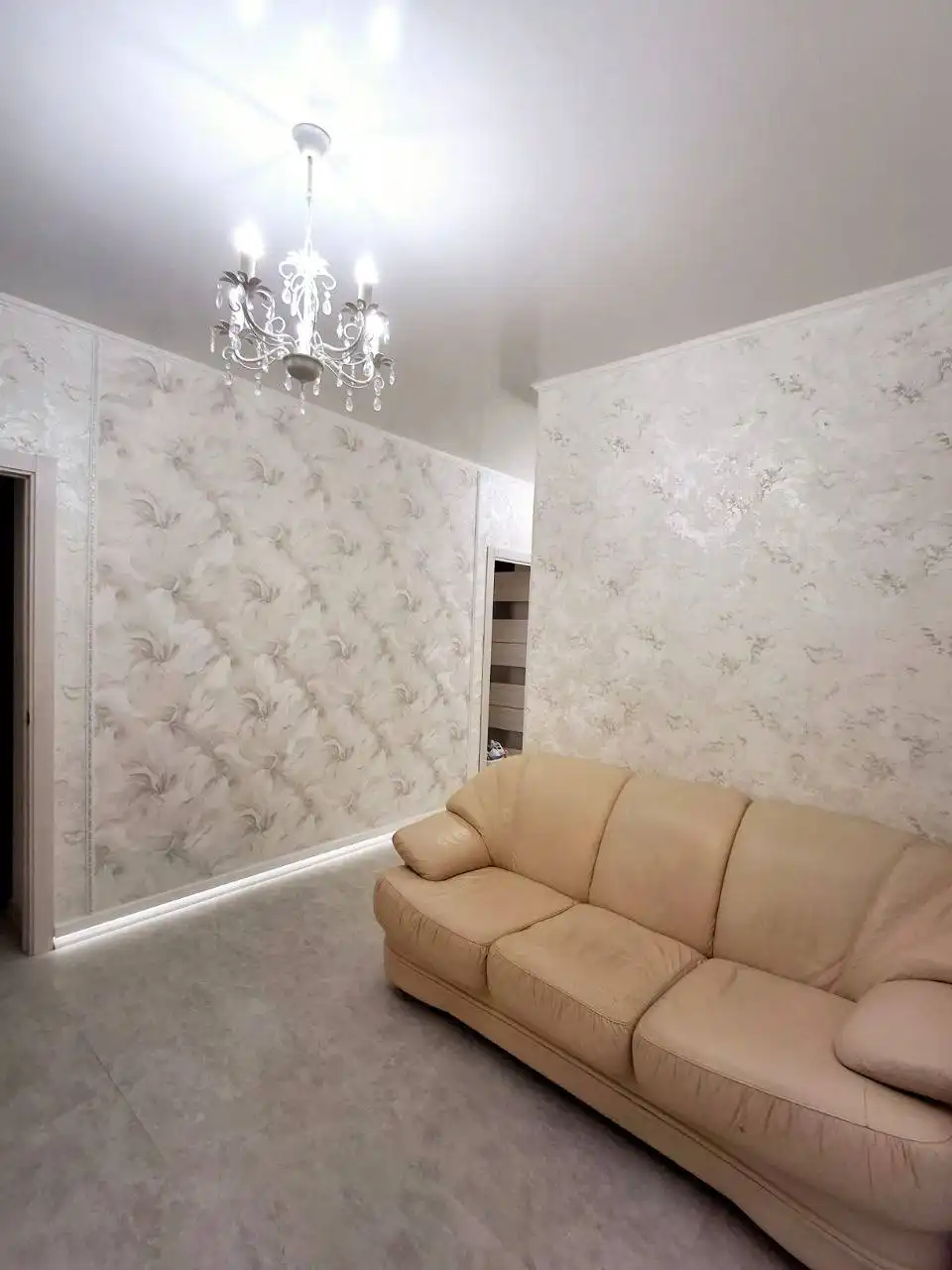 Сдам 2-х комнатную квартиру 80 кв. м в ЖК 21 век на ул. Курской