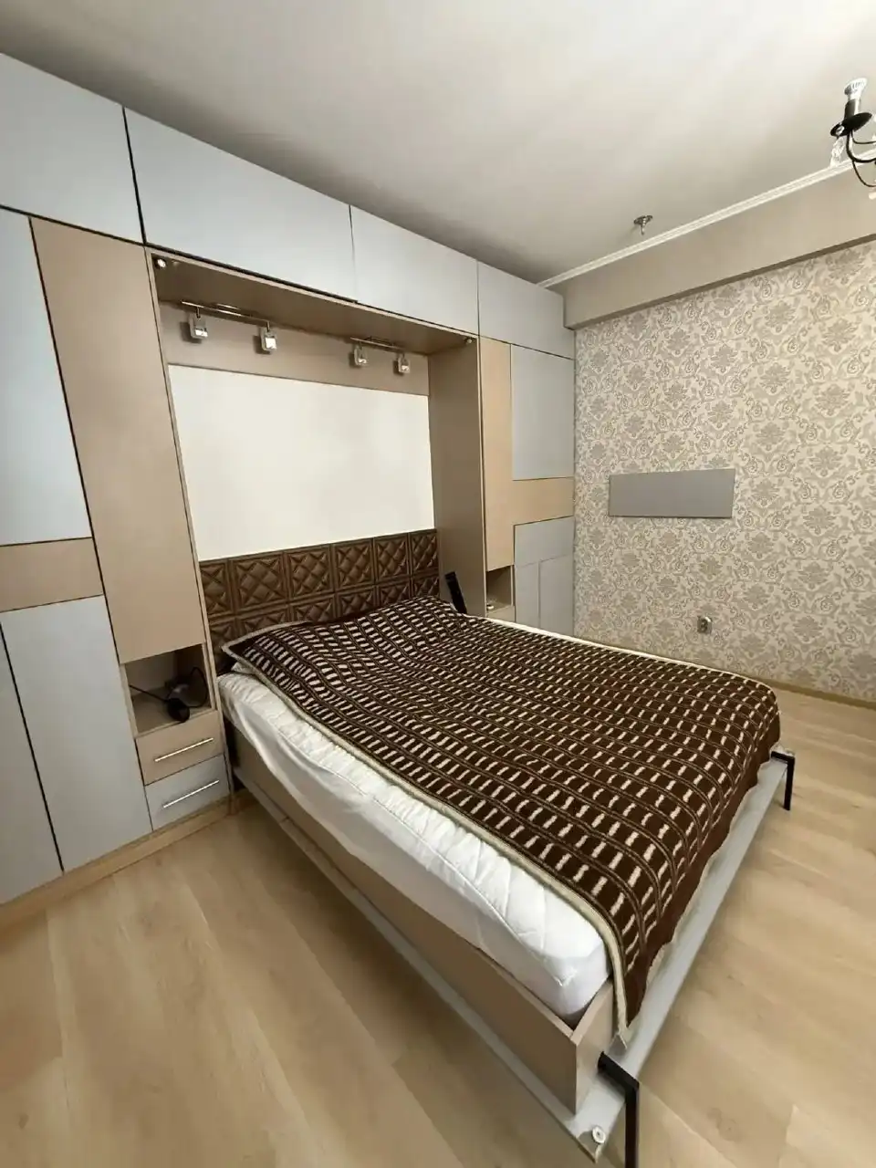 Сдам 2-х комнатную квартиру 40 кв м в ЖК Победа