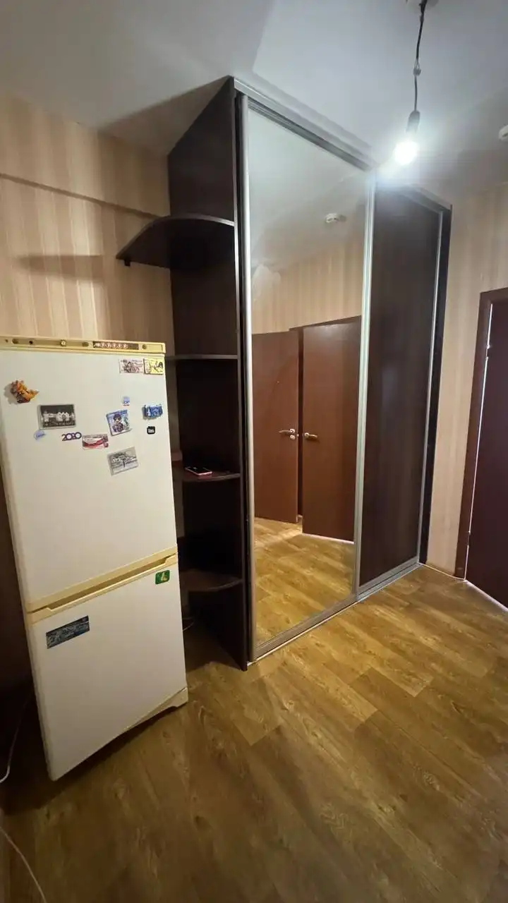 Студия на Максимова 37Б