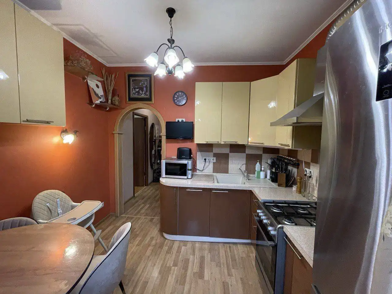 Сдается 1-комнатная квартира с ремонтом и мебелью