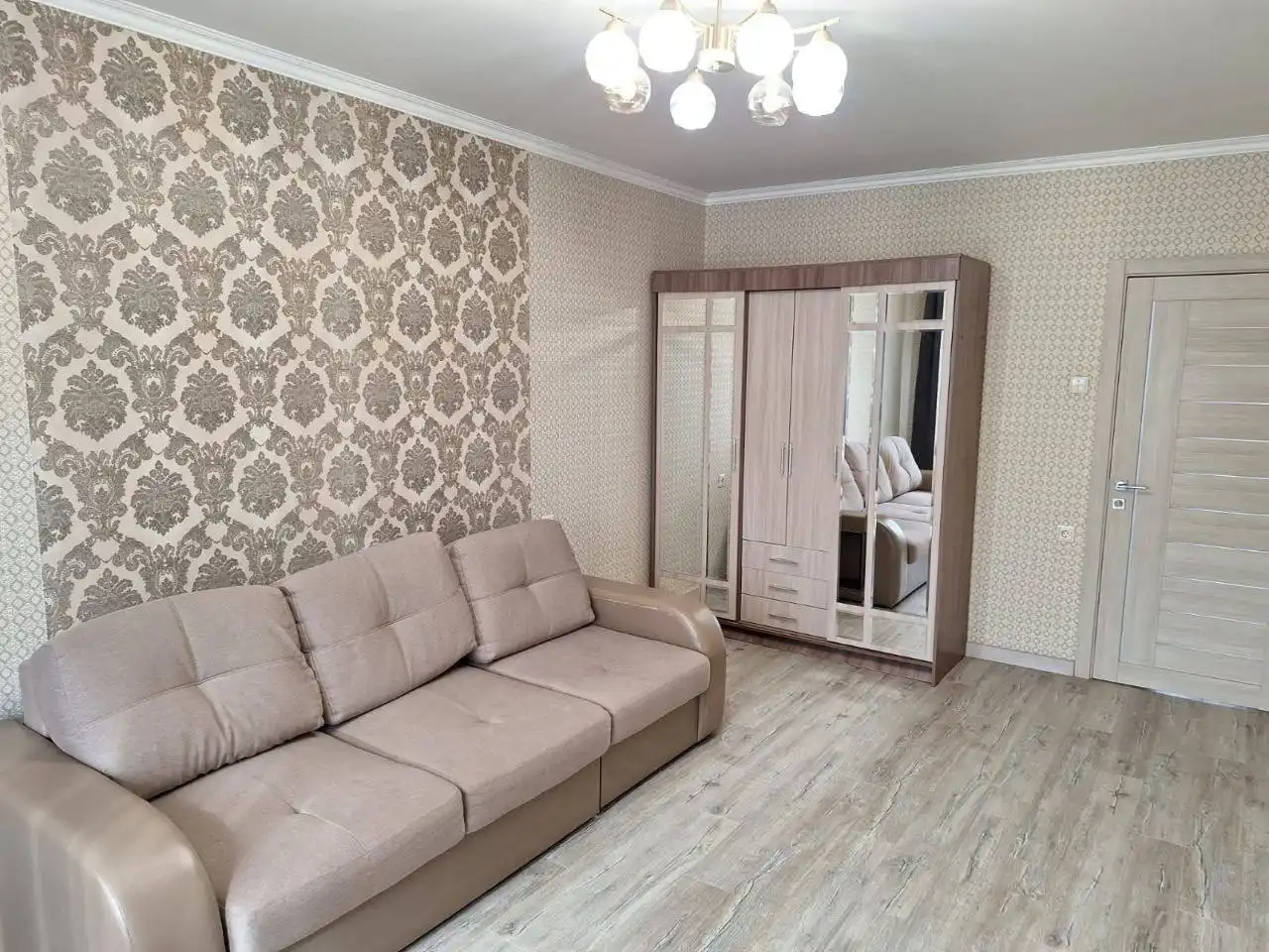 Сдам однокомнатную квартиру на улице Лушникова - Аренда квартир (Недвижимость) в Казань