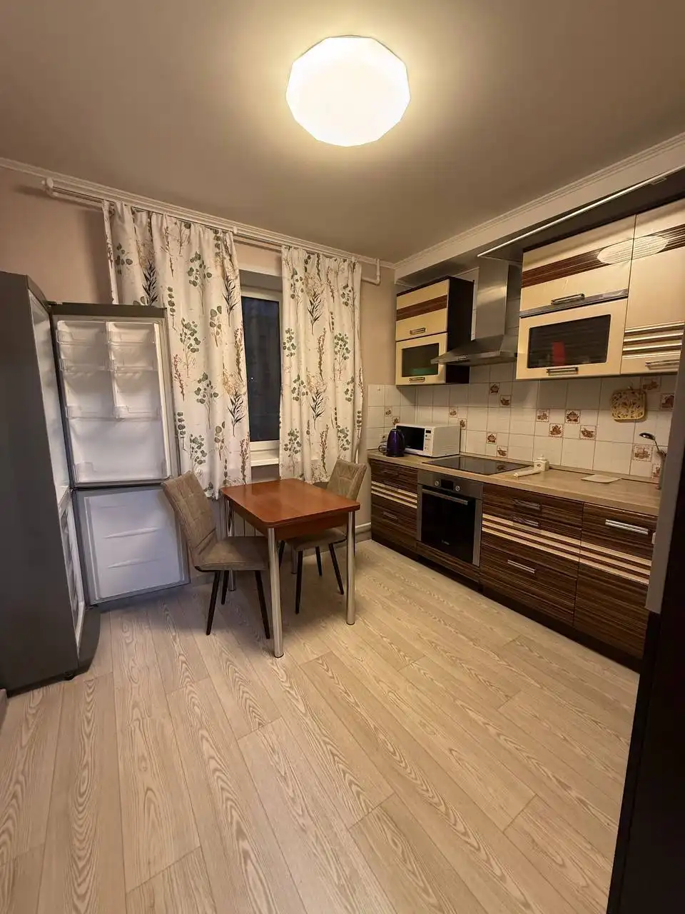 Сдам квартиру на Фучика 8а в Казани - Аренда жилья (Недвижимость) в Казань