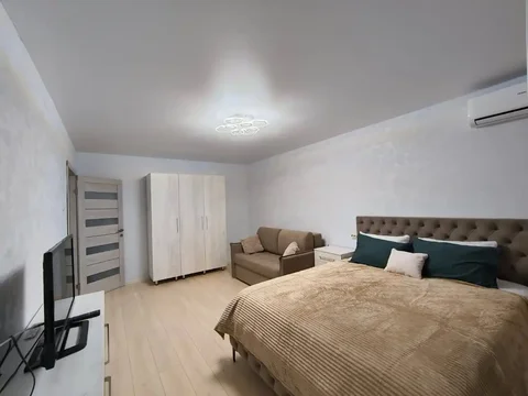 Сдам 1-комнатную квартиру на Мередианной 22 - Снять в Казань