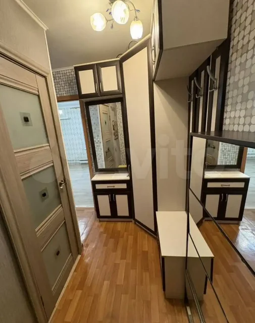 Сдам 1-комнатную квартиру 32м2 - Аренда коммерческой недвижимости в Казань