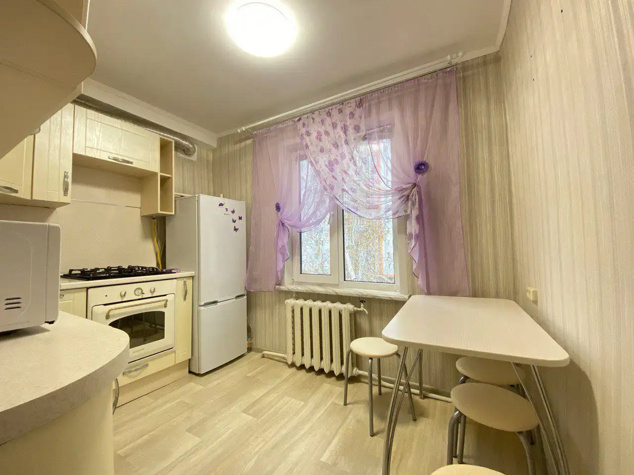 Сдается двухкомнатная квартира на ул. Латышских стрелков - Аренда квартир (Недвижимость) в Казань