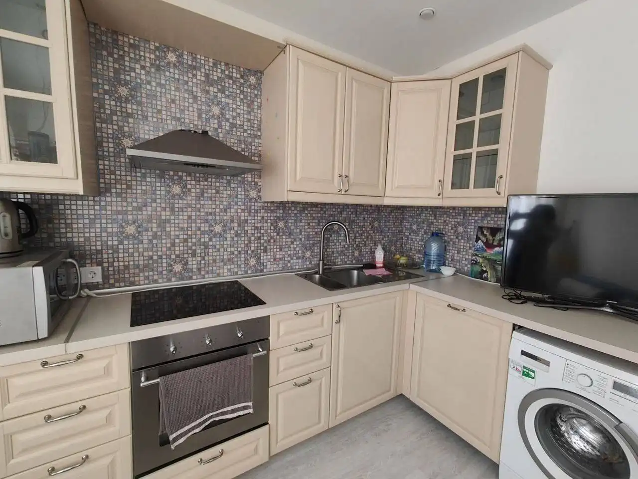 Сдам квартиру с ремонтом на Проспекте Победы в Казани - Аренда квартир (Недвижимость) в Казань