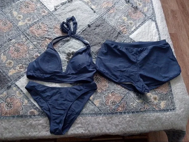 Женская одежда размер М - Украшения в Нежинка