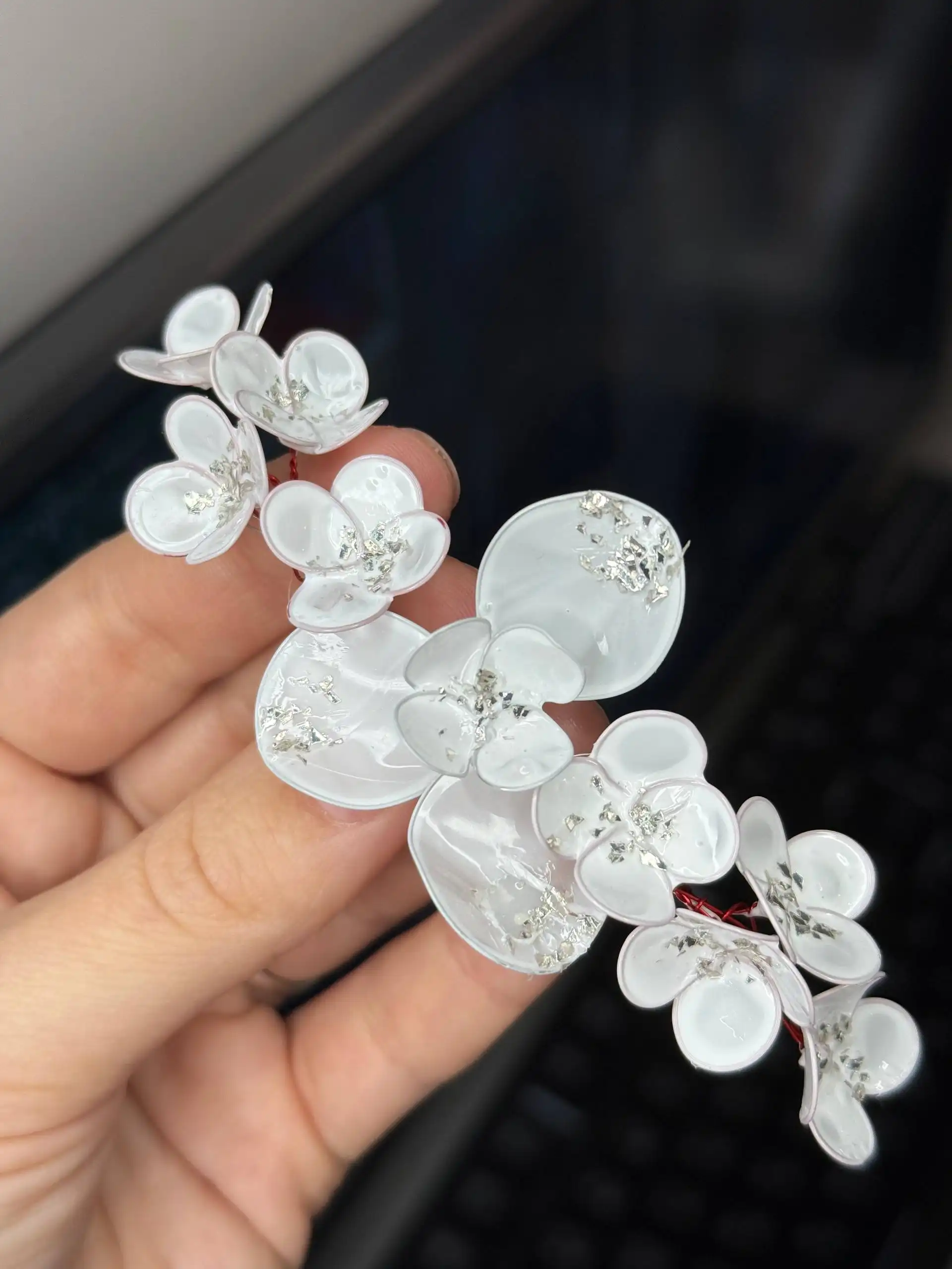 Продажа эксклюзивных украшений ручной работы из смолы «Витраль»