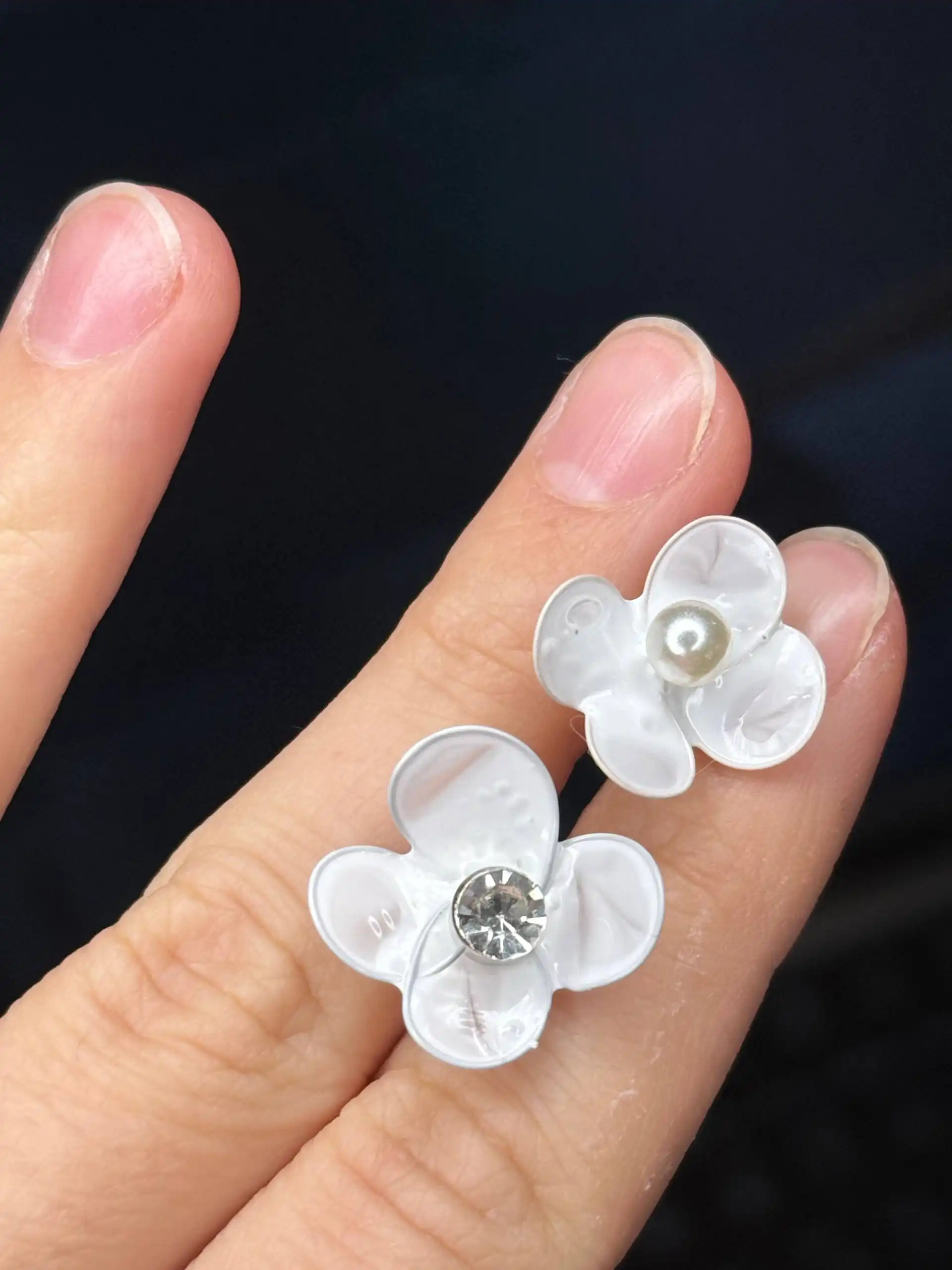 Продажа эксклюзивных украшений ручной работы из смолы «Витраль»