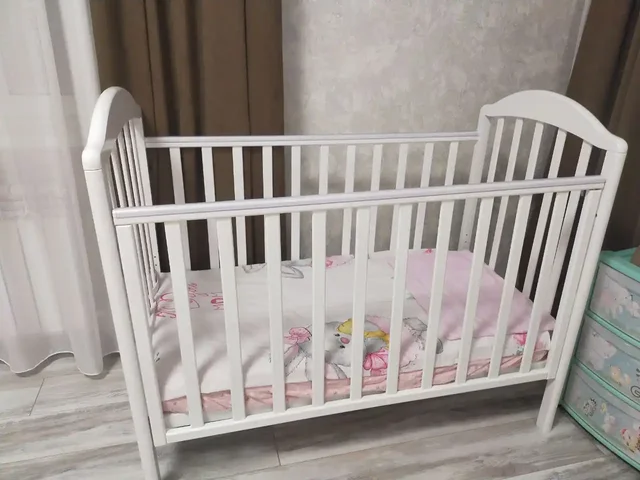 Продам кровать с матрасом и бортиками мягкими - Мебель в Нежинка