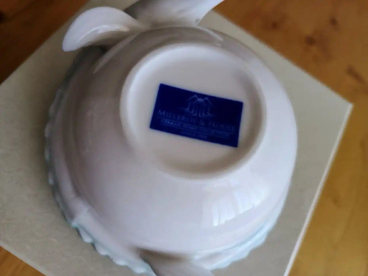 Фарфоровая икорница с ложкой в подарочной упаковке - Барахолка в Нежинка