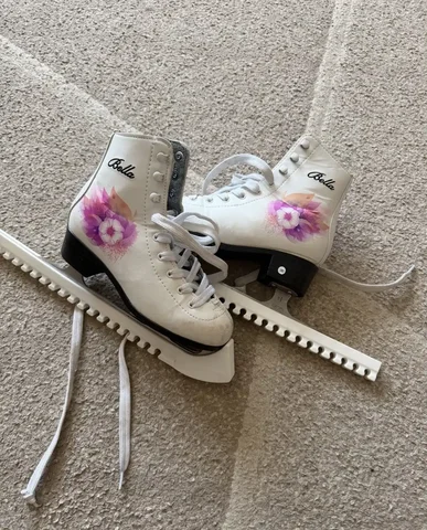 Продам коньки 36 размер - частное объявление в Нежинка